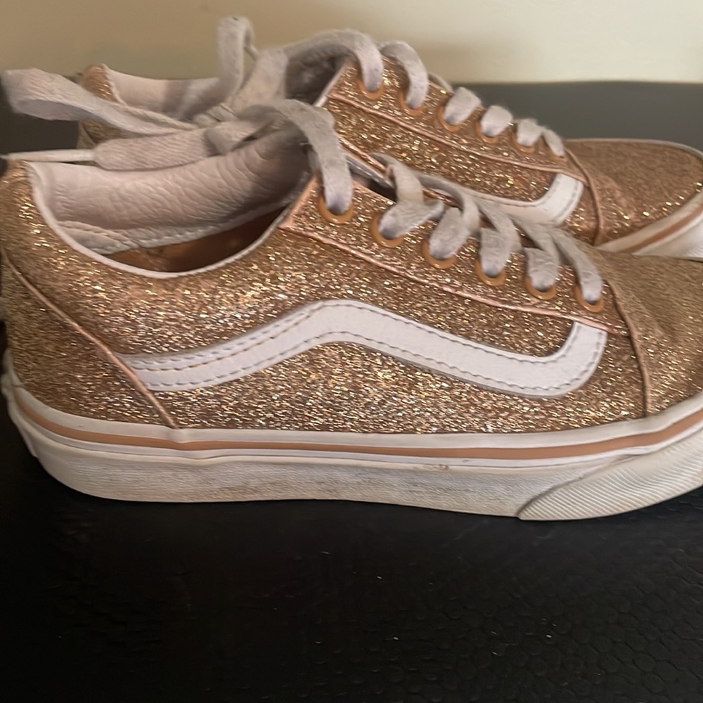 VANS - Picture 3 of 3